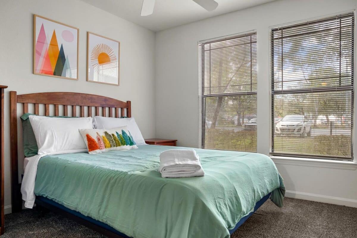 Villa 4Bd 2 Mi To Usf Free Pool + 24 Hour Gym Tampa Exterior foto