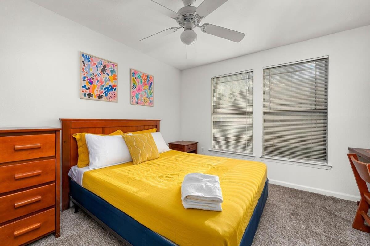 Villa 4Bd 2 Mi To Usf Free Pool + 24 Hour Gym Tampa Exterior foto