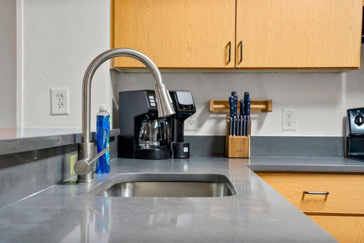 Villa 4Bd 2 Mi To Usf Free Pool + 24 Hour Gym Tampa Exterior foto