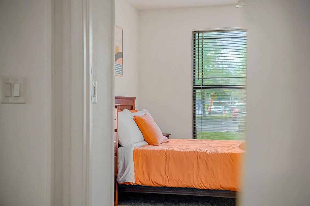 Villa 4Bd 2 Mi To Usf Free Pool + 24 Hour Gym Tampa Exterior foto