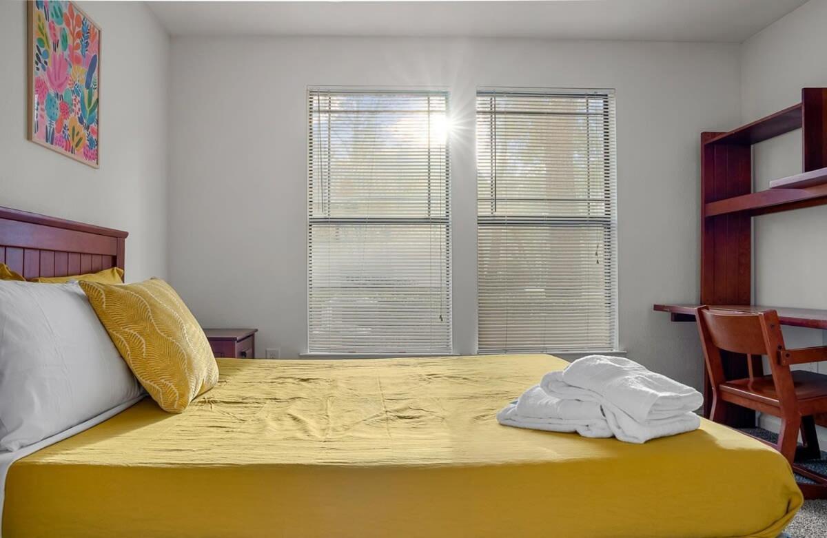 Villa 4Bd 2 Mi To Usf Free Pool + 24 Hour Gym Tampa Exterior foto